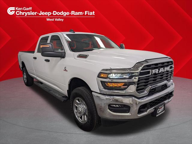 2026 RAM Ram 3500 RAM 3500 TRADESMAN CREW CAB 4X4 8 BOX