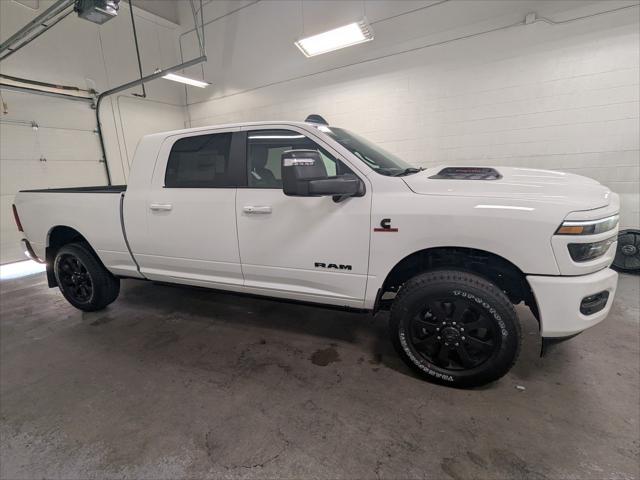 2026 RAM Ram 3500 RAM 3500 LARAMIE MEGA CAB 4X4 64 BOX