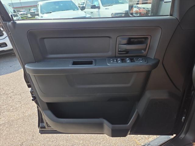2026 Ram 3500 Tradesman Crew Cab 4x4 8 Box