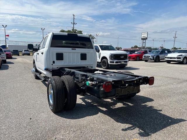 2026 RAM 3500 Chassis RAM 3500 TRADESMAN CREW CAB CHASSIS 4X4 60 CA