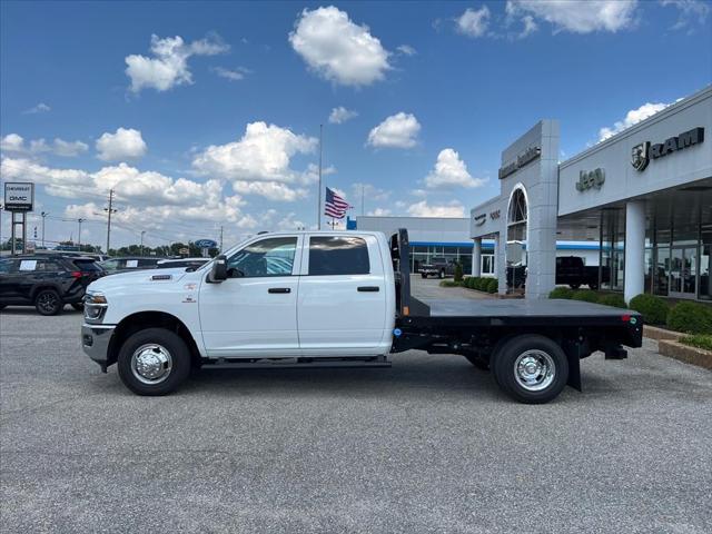 2026 RAM 3500 Chassis RAM 3500 TRADESMAN CREW CAB CHASSIS 4X4 60 CA
