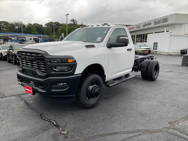 2026 RAM 3500 Chassis RAM 3500 TRADESMAN CHASSIS REGULAR CAB 4X4 60 CA