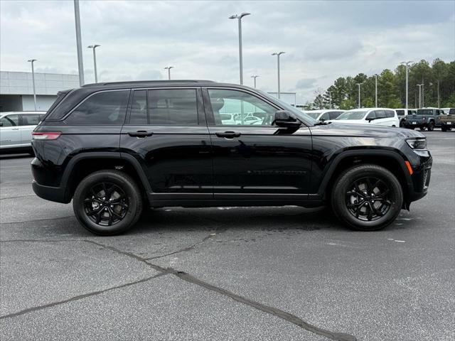 2026 Jeep Grand Cherokee Altitude 4x4