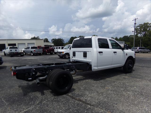 2026 RAM 3500 Chassis RAM 3500 TRADESMAN CREW CAB CHASSIS 4X4 60 CA