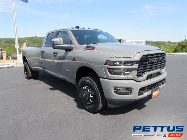 2026 RAM 3500 RAM 3500 BIG HORN CREW CAB 4X4 8 BOX