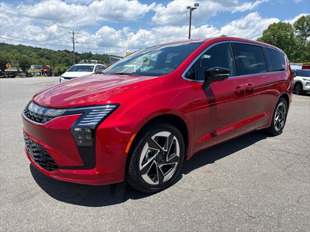 2027 Chrysler Pacifica Limited