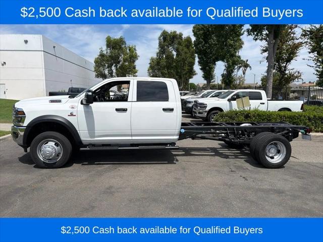 2026 RAM 5500 Chassis RAM 5500 TRADESMAN CHASSIS CREW CAB 4X4 84 CA