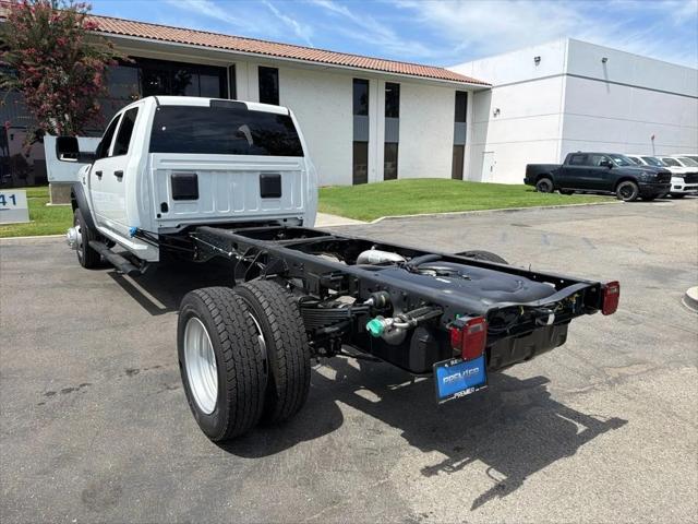2026 RAM 5500 Chassis RAM 5500 TRADESMAN CHASSIS CREW CAB 4X4 84 CA