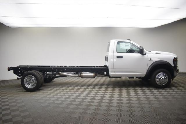 2026 RAM 5500 Chassis RAM 5500 TRADESMAN CHASSIS REGULAR CAB 4X4 120 CA