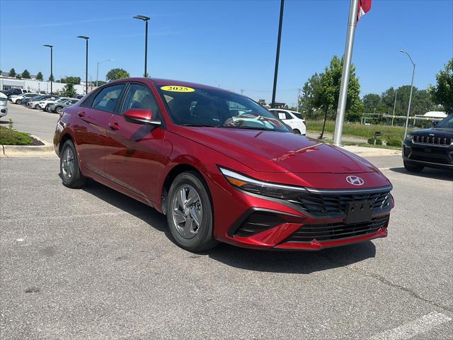2025 Hyundai Elantra SE