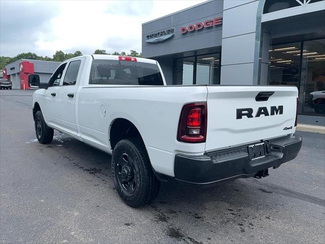 2026 Ram 3500 Tradesman Crew Cab 4x4 8 Box