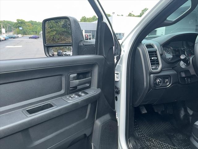 2026 Ram 3500 Tradesman Crew Cab 4x4 8 Box