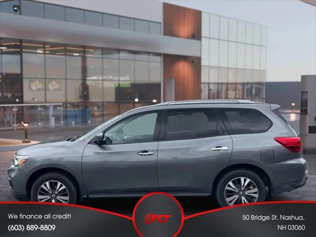 2017 Nissan Pathfinder S