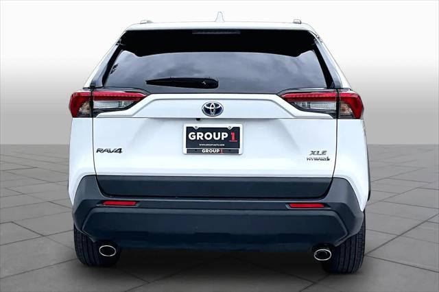 2024 Toyota RAV4 Hybrid XLE