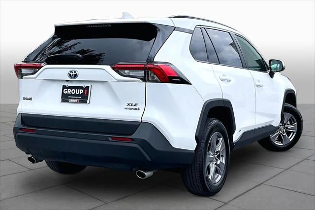 2024 Toyota RAV4 Hybrid XLE