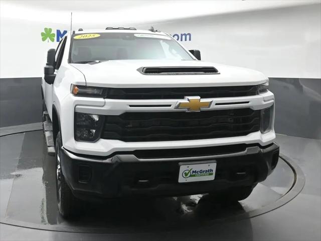 2025 Chevrolet Silverado 2500HD 4WD Crew Cab Standard Bed Custom