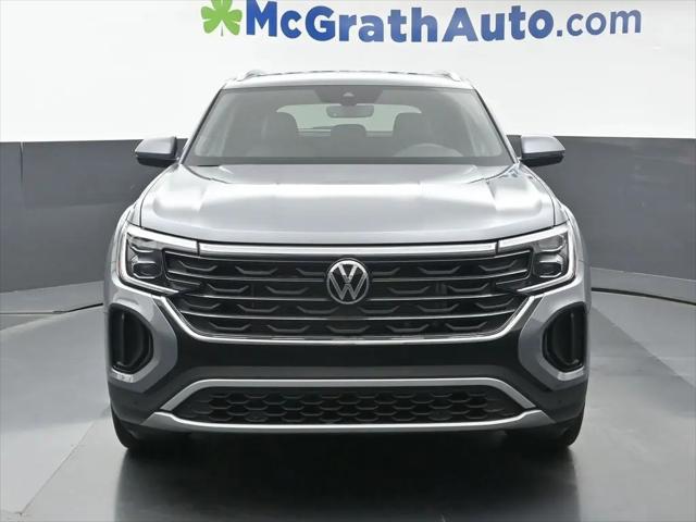 2026 Volkswagen Atlas Cross Sport SE with Technology