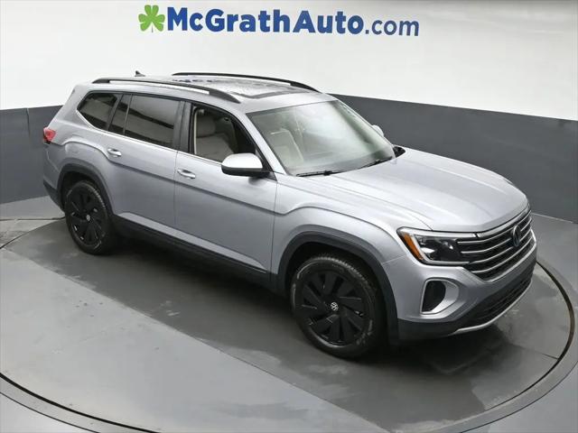 2026 Volkswagen Atlas SE with Technology