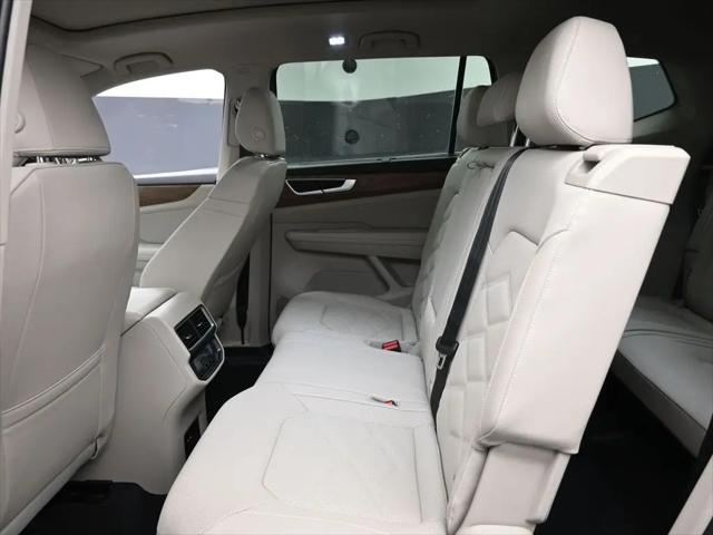2026 Volkswagen Atlas SE with Technology