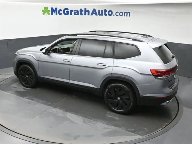 2026 Volkswagen Atlas SE with Technology