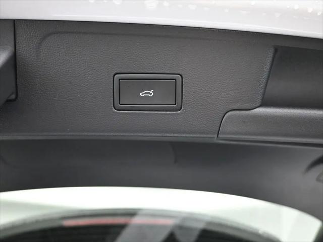 2026 Volkswagen Atlas Cross Sport SEL