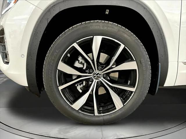 2026 Volkswagen Atlas Cross Sport SEL Premium R-Line