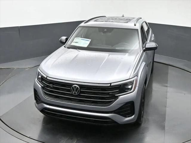 2026 Volkswagen Atlas Cross Sport SEL R-Line Black