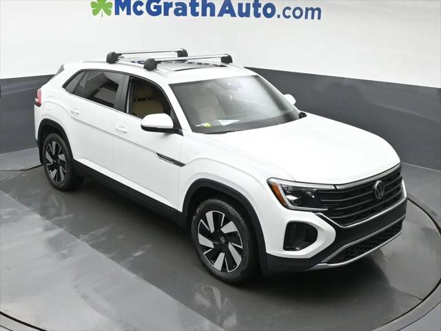 2026 Volkswagen Atlas Cross Sport SE with Technology