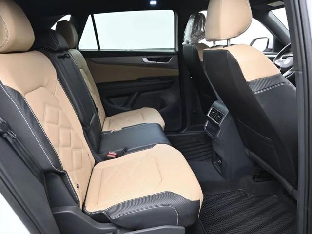 2026 Volkswagen Atlas Cross Sport SE with Technology