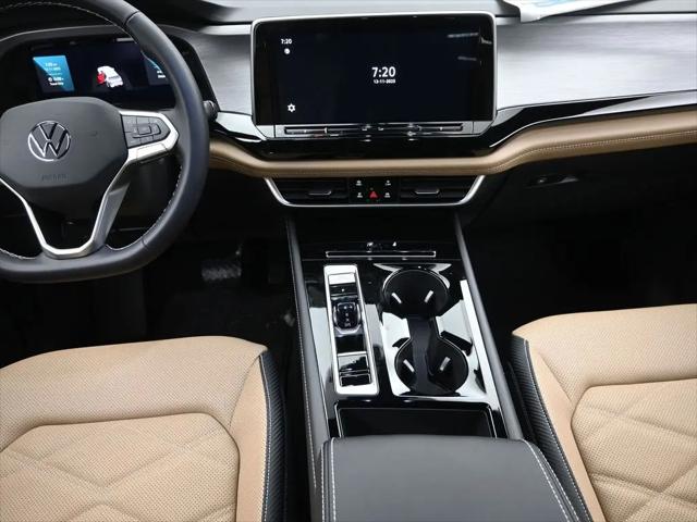 2026 Volkswagen Atlas Cross Sport SE with Technology