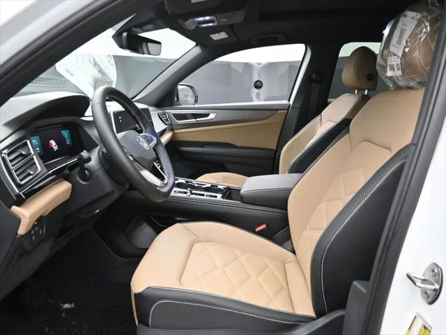 2026 Volkswagen Atlas Cross Sport SE with Technology