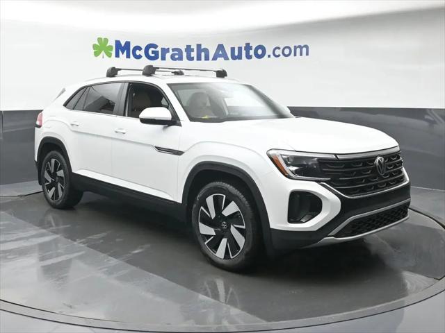 2026 Volkswagen Atlas Cross Sport SE with Technology
