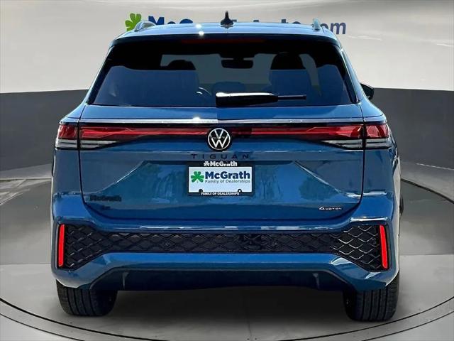 2026 Volkswagen Tiguan SE R-Line Black