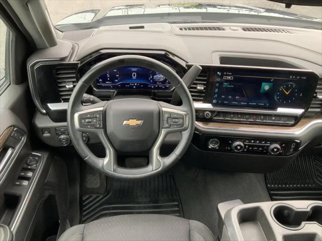 2023 Chevrolet Silverado 1500 4WD Crew Cab Short Bed LT with 2FL