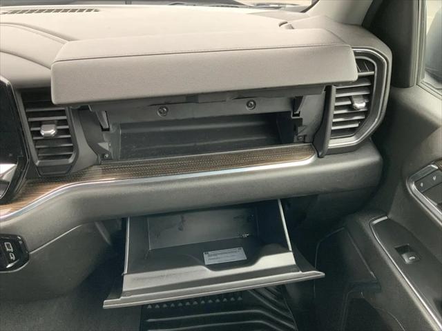 2023 Chevrolet Silverado 1500 4WD Crew Cab Short Bed LT with 2FL