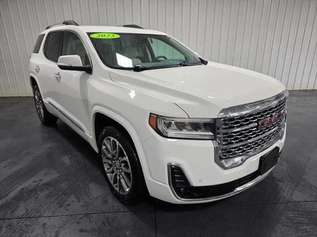 2023 GMC Acadia AWD Denali