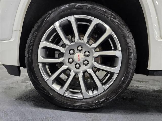 2023 GMC Acadia AWD Denali