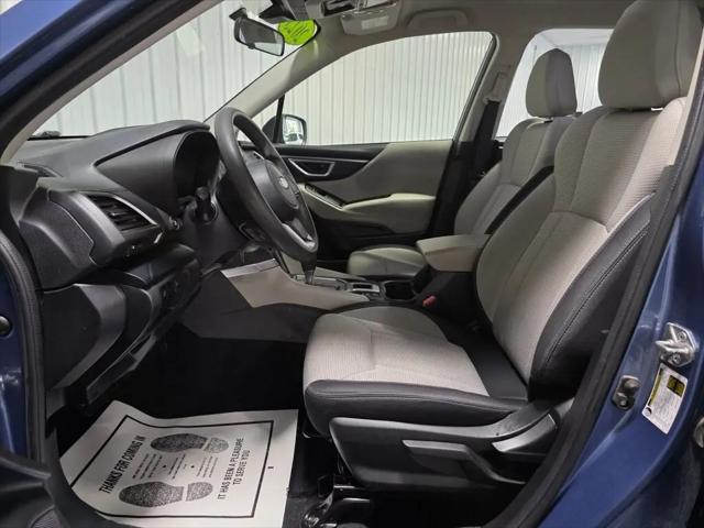 2023 Subaru Forester Base