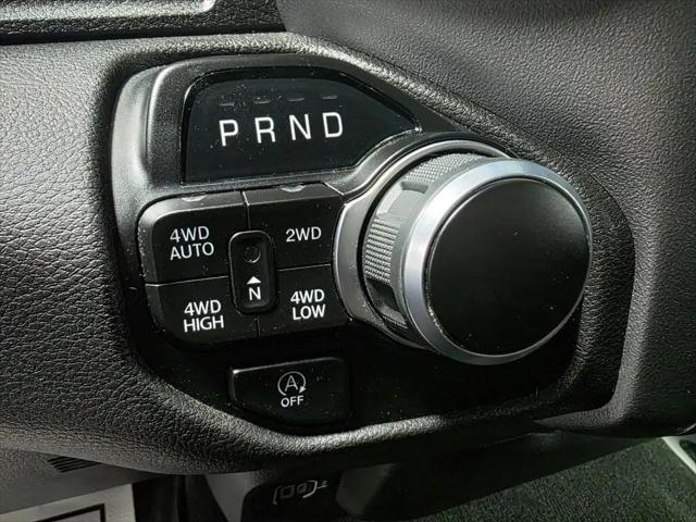 2022 Ram 1500 Big Horn Crew Cab 4x4 5'7" Box