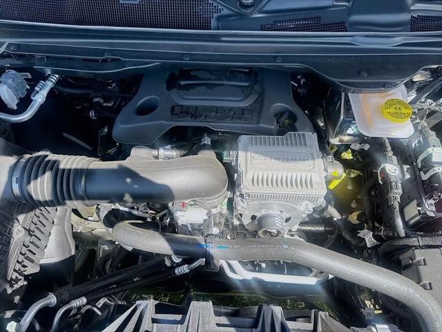 2026 Ram 1500 Big Horn Crew Cab 4x4 57 Box