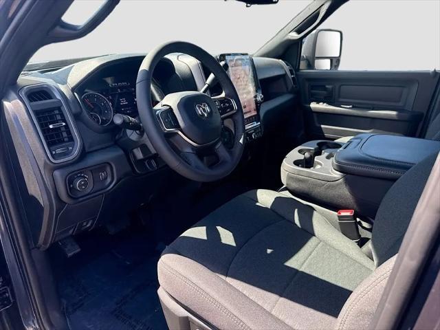 2026 Ram 3500 Tradesman Crew Cab 4x4 8 Box