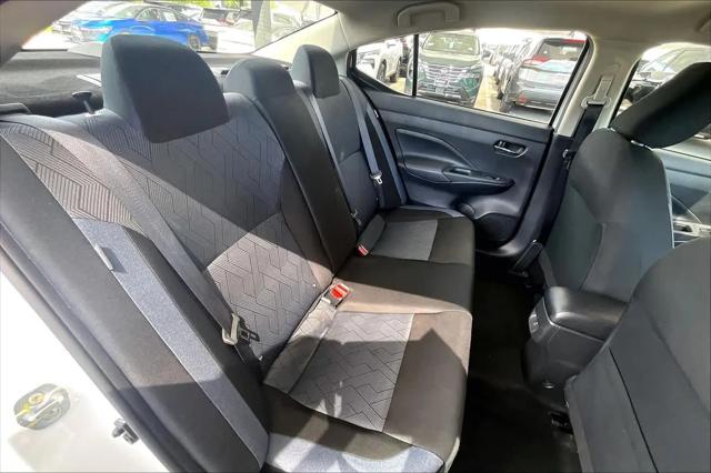 2025 Nissan Versa 1.6 SV