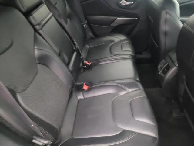 2019 Jeep Cherokee Limited FWD