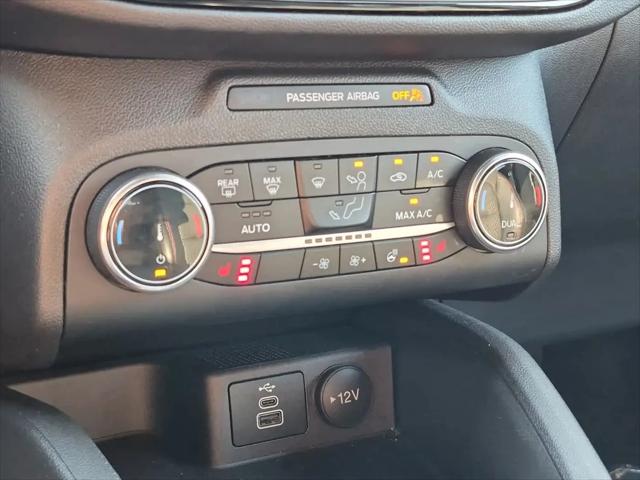 2025 Ford Escape ST-Line Select