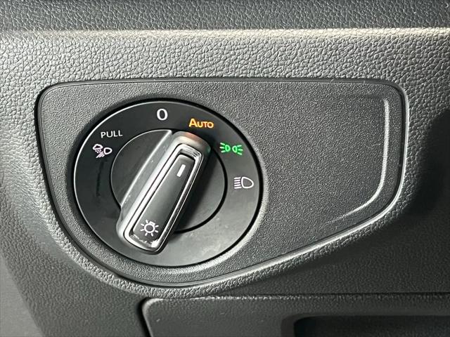 2023 Volkswagen Atlas Cross Sport 2.0T SE
