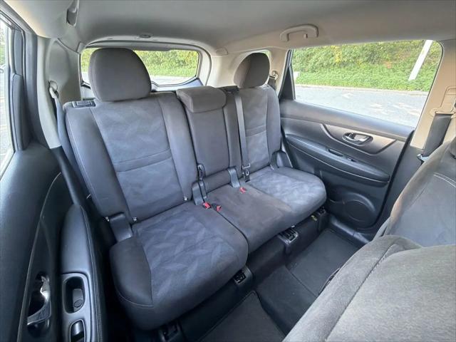 2015 Nissan Rogue S