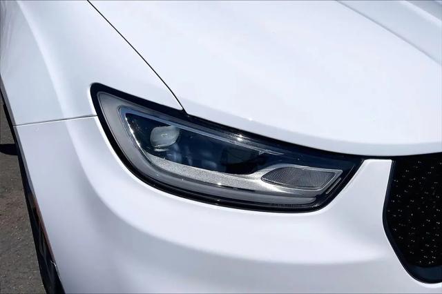 2022 Chrysler Pacifica Hybrid Limited