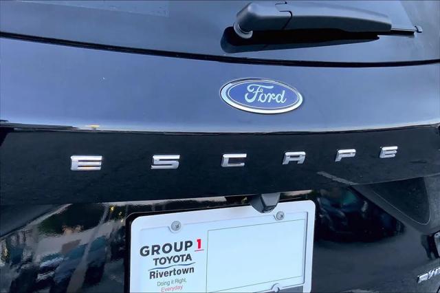 2025 Ford Escape ST-Line