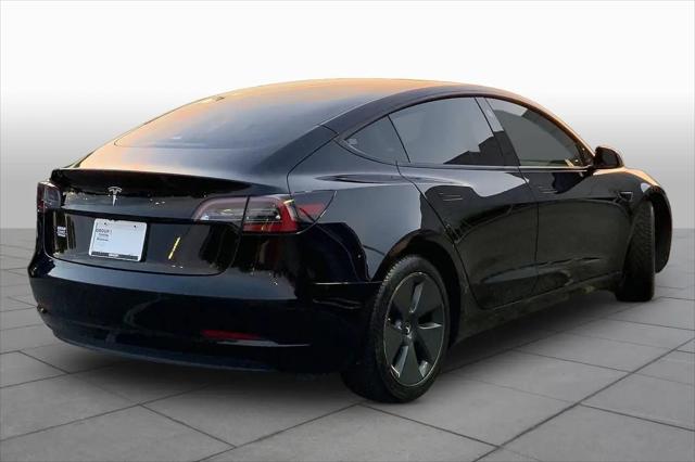 2021 Tesla Model 3 Standard Range Plus Rear-Wheel Drive