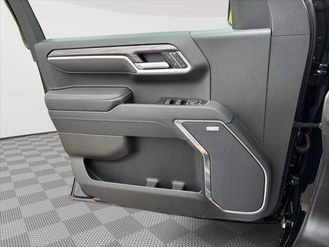 2026 Chevrolet Silverado 1500 4WD Crew Cab Short Bed LTZ